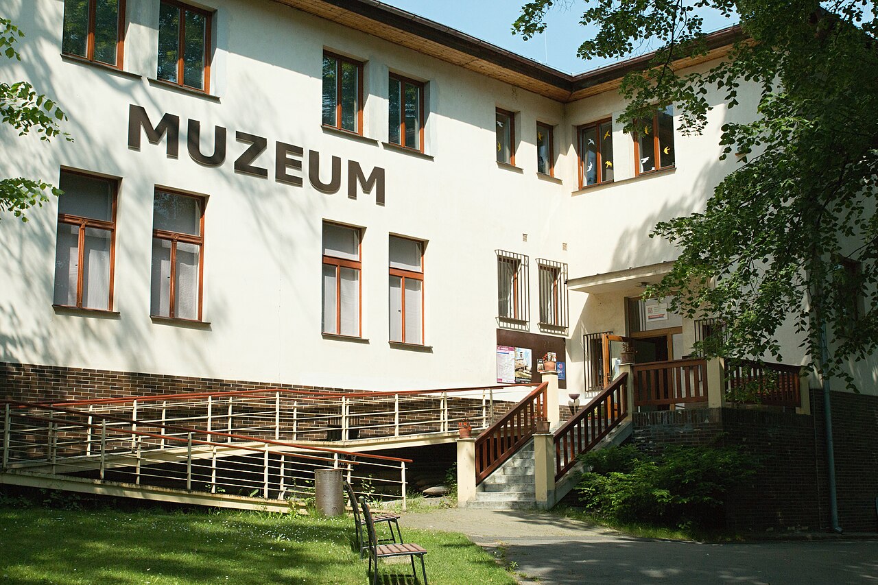 Sládečkovo vlastivědné muzeum